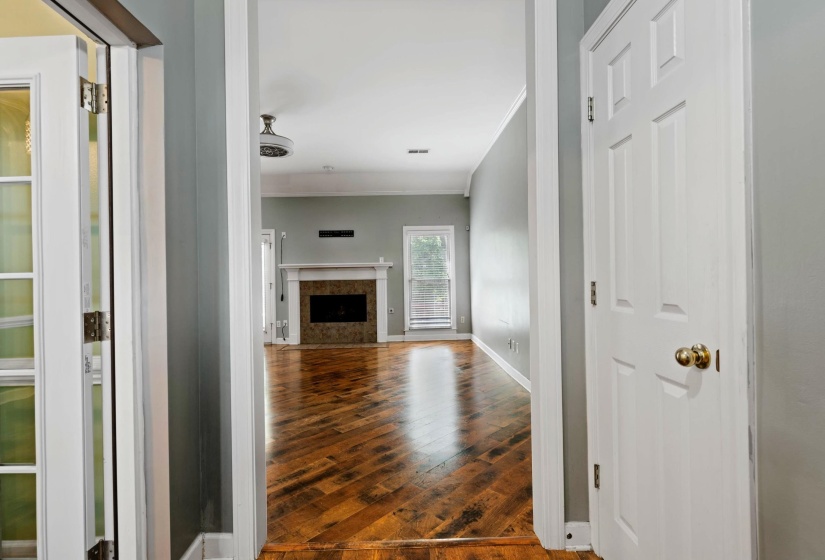 285 GREAT FALLS RD, Collierville, Tennessee 38017, 4 Bedrooms Bedrooms, 8 Rooms Rooms,3 BathroomsBathrooms,Residential,For Sale,GREAT FALLS,10219643