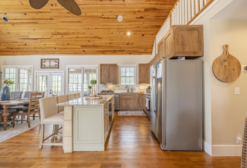 40 GENTLE RIDGE WAY, Savannah, Tennessee 38372, 3 Bedrooms Bedrooms, 8 Rooms Rooms,2 BathroomsBathrooms,Residential,For Sale,GENTLE RIDGE,10219649