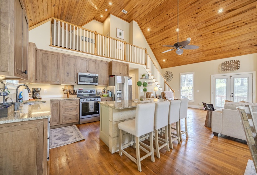 40 GENTLE RIDGE WAY, Savannah, Tennessee 38372, 3 Bedrooms Bedrooms, 8 Rooms Rooms,2 BathroomsBathrooms,Residential,For Sale,GENTLE RIDGE,10219649