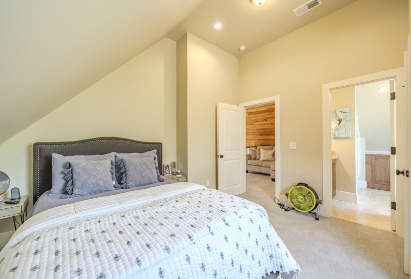 40 GENTLE RIDGE WAY, Savannah, Tennessee 38372, 3 Bedrooms Bedrooms, 8 Rooms Rooms,2 BathroomsBathrooms,Residential,For Sale,GENTLE RIDGE,10219649