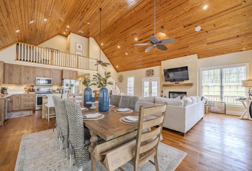 40 GENTLE RIDGE WAY, Savannah, Tennessee 38372, 3 Bedrooms Bedrooms, 8 Rooms Rooms,2 BathroomsBathrooms,Residential,For Sale,GENTLE RIDGE,10219649