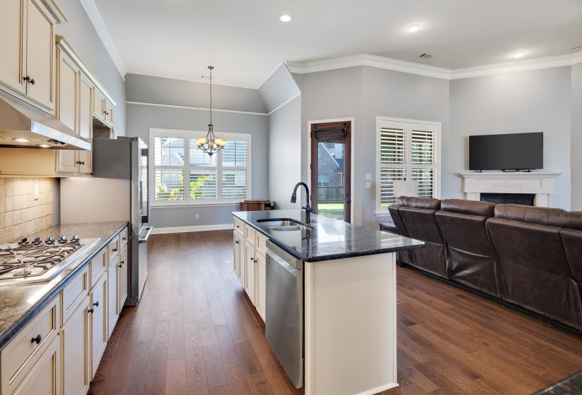 1466 CARMONY CV, Collierville, Tennessee 38017, 4 Bedrooms Bedrooms, 8 Rooms Rooms,3.1 BathroomsBathrooms,Residential,For Sale,CARMONY,10219653