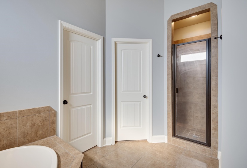 1466 CARMONY CV, Collierville, Tennessee 38017, 4 Bedrooms Bedrooms, 8 Rooms Rooms,3.1 BathroomsBathrooms,Residential,For Sale,CARMONY,10219653