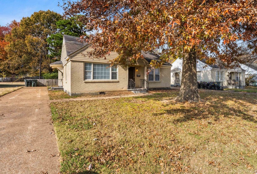 1093 WATKINS ST, Memphis, Tennessee 38107, 4 Bedrooms Bedrooms, 10 Rooms Rooms,2 BathroomsBathrooms,Residential,For Sale,WATKINS,10219655