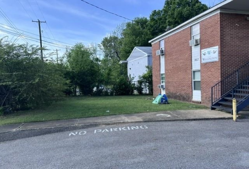 957 WELLINGTON AVE, Memphis, Tennessee 38126, ,Multi-family,For Sale,WELLINGTON,10219672