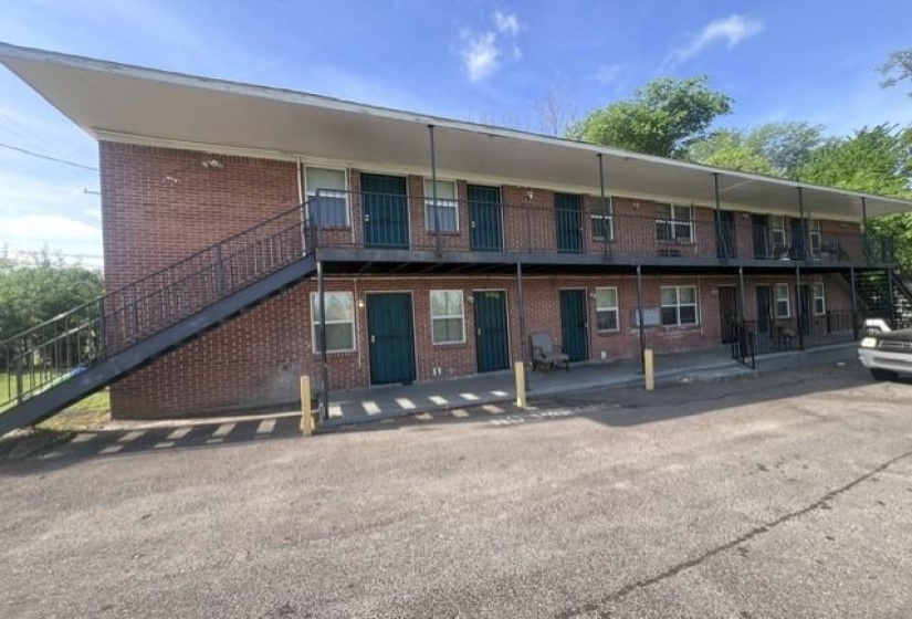 957 WELLINGTON AVE, Memphis, Tennessee 38126, ,Multi-family,For Sale,WELLINGTON,10219672