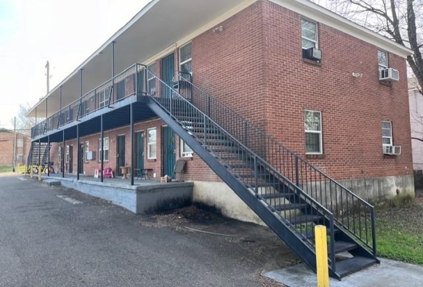 957 WELLINGTON AVE, Memphis, Tennessee 38126, ,Multi-family,For Sale,WELLINGTON,10219672