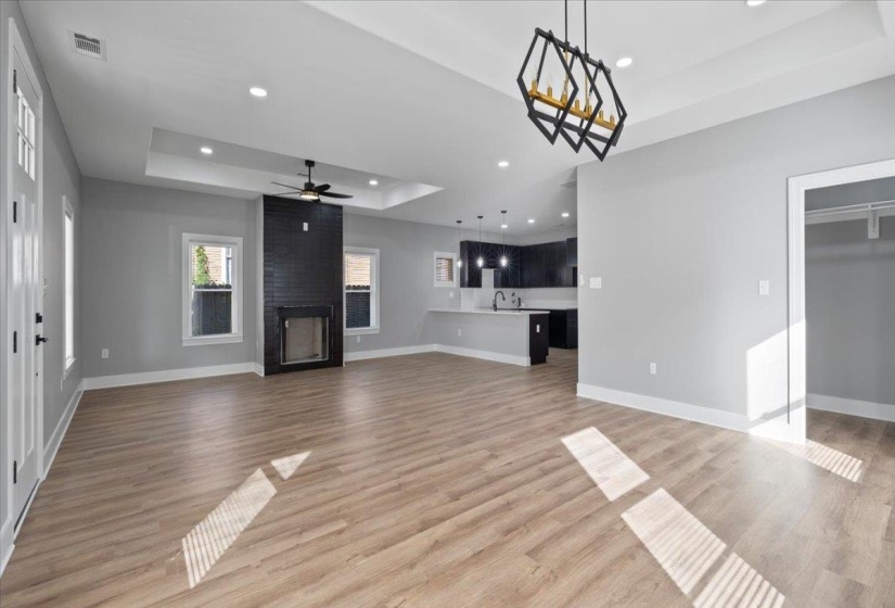 1068 BRUCE ST, Memphis, Tennessee 38104, 4 Bedrooms Bedrooms, 6 Rooms Rooms,2 BathroomsBathrooms,Rental Properties,For Sale,BRUCE,10219665