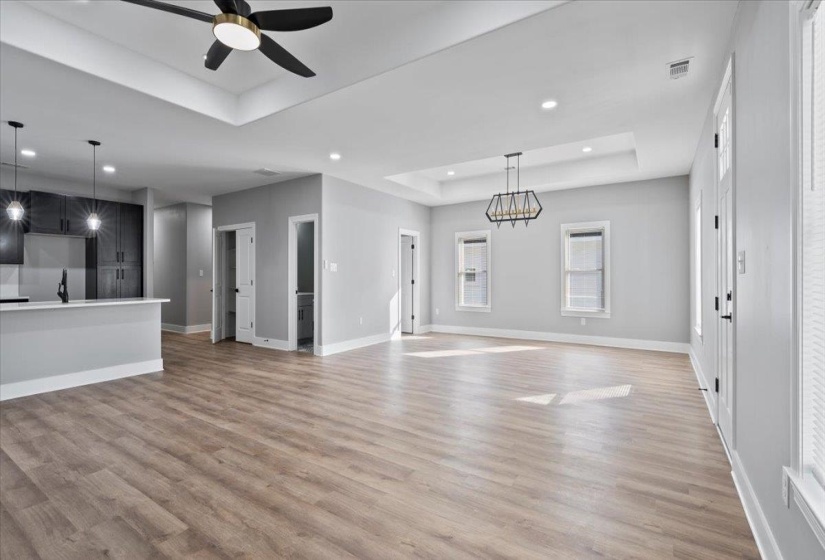 1068 BRUCE ST, Memphis, Tennessee 38104, 4 Bedrooms Bedrooms, 6 Rooms Rooms,2 BathroomsBathrooms,Rental Properties,For Sale,BRUCE,10219665