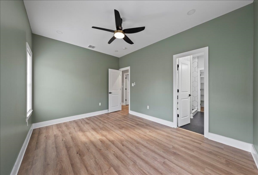 1068 BRUCE ST, Memphis, Tennessee 38104, 4 Bedrooms Bedrooms, 6 Rooms Rooms,2 BathroomsBathrooms,Rental Properties,For Sale,BRUCE,10219665