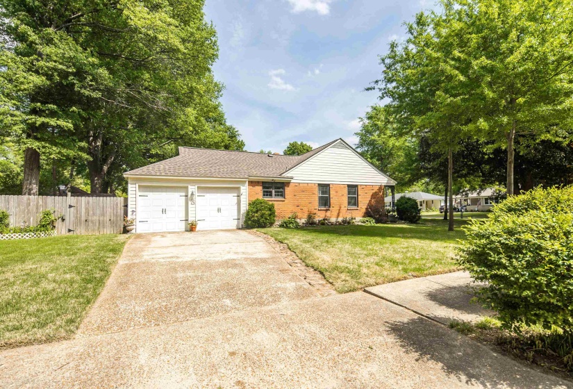 5250 SEQUOIA AVE, Memphis, Tennessee 38120, 3 Bedrooms Bedrooms, 6 Rooms Rooms,2 BathroomsBathrooms,Residential,For Sale,SEQUOIA,10219659