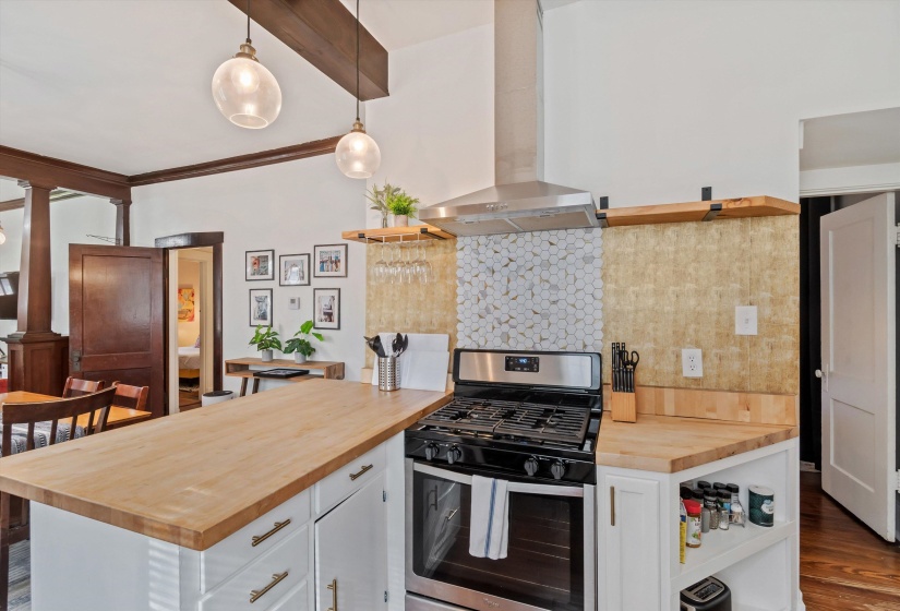 2187 NELSON AVE, Memphis, Tennessee 38104, 3 Bedrooms Bedrooms, 7 Rooms Rooms,2 BathroomsBathrooms,Residential,For Sale,NELSON,10219690