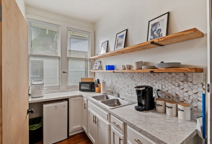 2187 NELSON AVE, Memphis, Tennessee 38104, 3 Bedrooms Bedrooms, 7 Rooms Rooms,2 BathroomsBathrooms,Residential,For Sale,NELSON,10219690
