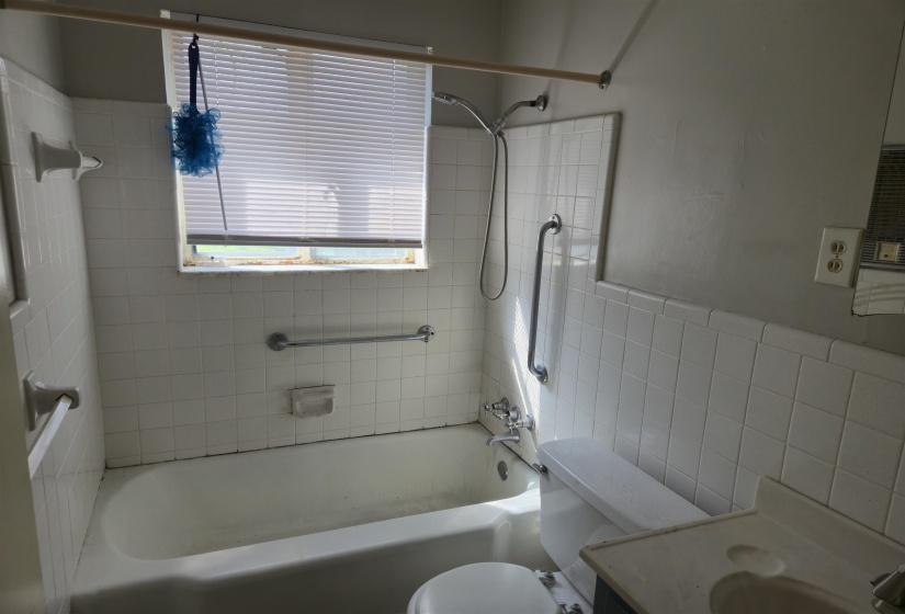 779 INDIAN DR, Memphis, Tennessee 38122, 2 Bedrooms Bedrooms, 6 Rooms Rooms,1 BathroomBathrooms,Rental Properties,For Sale,INDIAN,10219700
