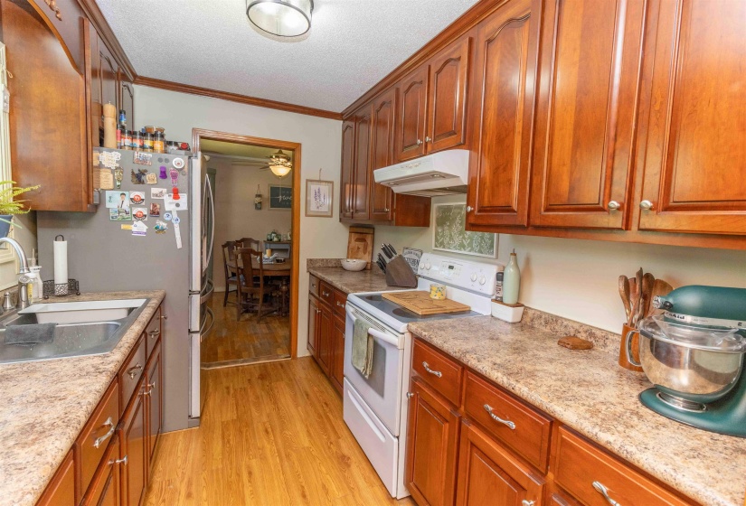268 TAYLOR RD, Michie, Tennessee 38357, 3 Bedrooms Bedrooms, 8 Rooms Rooms,1.1 BathroomsBathrooms,Residential,For Sale,TAYLOR,10219703