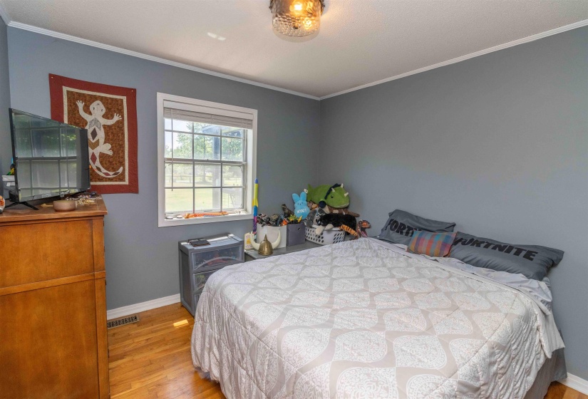 268 TAYLOR RD, Michie, Tennessee 38357, 3 Bedrooms Bedrooms, 8 Rooms Rooms,1.1 BathroomsBathrooms,Residential,For Sale,TAYLOR,10219703