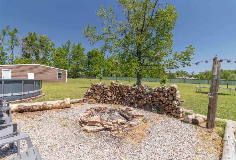 268 TAYLOR RD, Michie, Tennessee 38357, 3 Bedrooms Bedrooms, 8 Rooms Rooms,1.1 BathroomsBathrooms,Residential,For Sale,TAYLOR,10219703