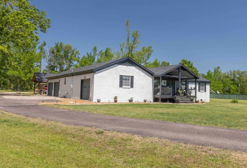268 TAYLOR RD, Michie, Tennessee 38357, 3 Bedrooms Bedrooms, 8 Rooms Rooms,1.1 BathroomsBathrooms,Residential,For Sale,TAYLOR,10219703