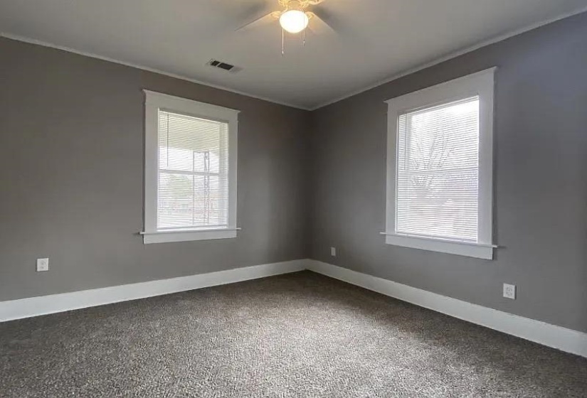 1487 SWIFT ST, Memphis, Tennessee 38109, 2 Bedrooms Bedrooms, 5 Rooms Rooms,1 BathroomBathrooms,Residential,For Sale,SWIFT,10219709