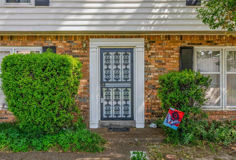 5132 STEUBEN DR, Memphis, Tennessee 38134, 4 Bedrooms Bedrooms, 8 Rooms Rooms,2.1 BathroomsBathrooms,Residential,For Sale,STEUBEN,10219711