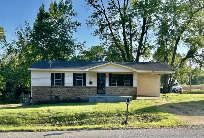 689 WILLIAMS SWITCH RD, Ripley, Tennessee 38063, 3 Bedrooms Bedrooms, 6 Rooms Rooms,1 BathroomBathrooms,Residential,For Sale,WILLIAMS SWITCH,10219713