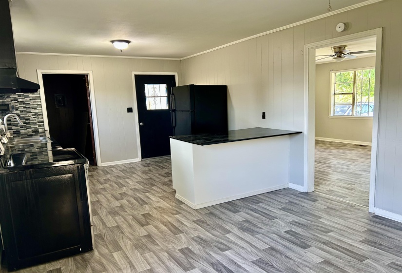 689 WILLIAMS SWITCH RD, Ripley, Tennessee 38063, 3 Bedrooms Bedrooms, 6 Rooms Rooms,1 BathroomBathrooms,Residential,For Sale,WILLIAMS SWITCH,10219713