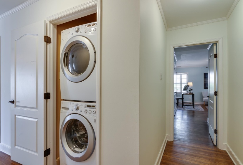 5264 ANGELA ST, Memphis, Tennessee 38120, 3 Bedrooms Bedrooms, 8 Rooms Rooms,2 BathroomsBathrooms,Residential,For Sale,ANGELA,10219715