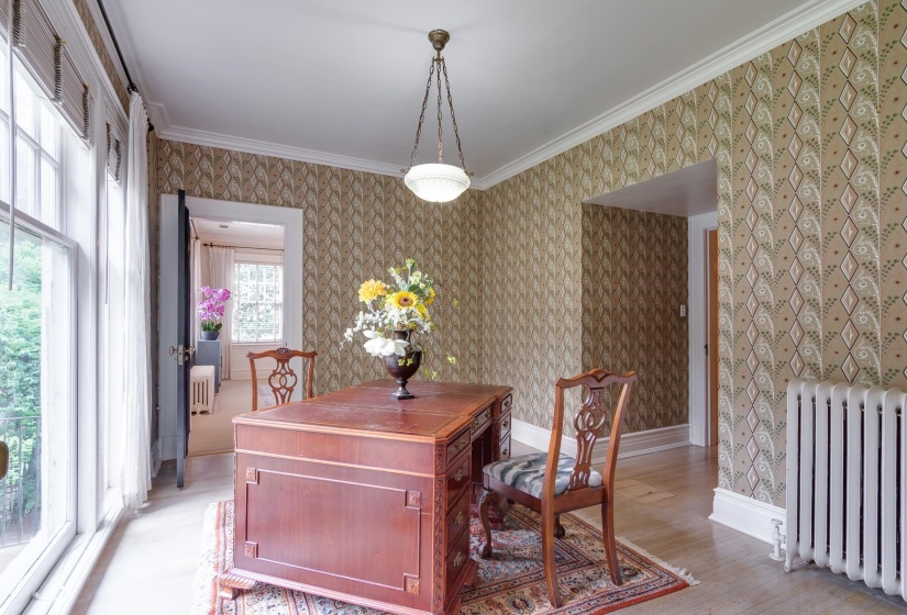 2221 POPLAR AVE, Memphis, Tennessee 38104, 5 Bedrooms Bedrooms, 12 Rooms Rooms,4.3 BathroomsBathrooms,Residential,For Sale,POPLAR,10219716