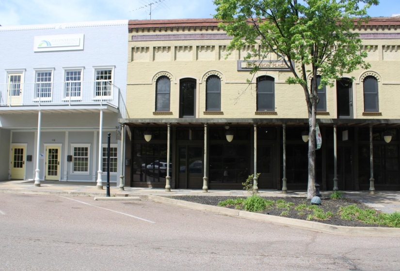 120 JEFFERSON ST, Ripley, Tennessee 38063, ,Commercial/industrial,For Sale,JEFFERSON,10219765