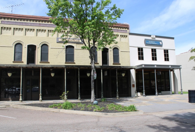 120 JEFFERSON ST, Ripley, Tennessee 38063, ,Commercial/industrial,For Sale,JEFFERSON,10219765
