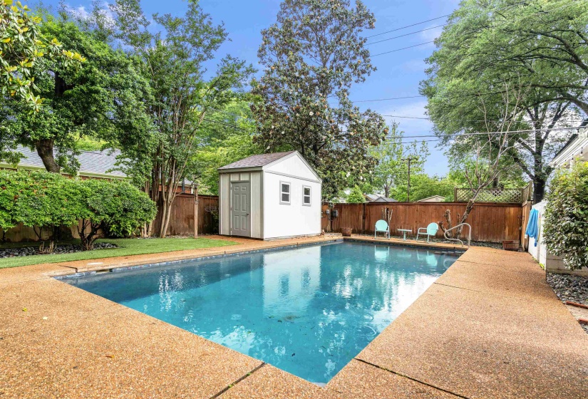 185 ALEXANDER ST, Memphis, Tennessee 38111, 4 Bedrooms Bedrooms, 8 Rooms Rooms,3.1 BathroomsBathrooms,Rental Properties,For Sale,ALEXANDER,10219747