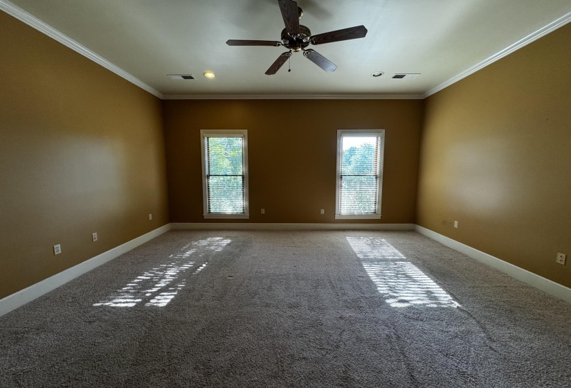 439 MCLILLIE LN, Covington, Tennessee 38019, 5 Bedrooms Bedrooms, 10 Rooms Rooms,4.1 BathroomsBathrooms,Residential,For Sale,MCLILLIE,10219759