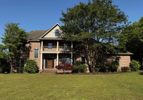 439 MCLILLIE LN, Covington, Tennessee 38019, 5 Bedrooms Bedrooms, 10 Rooms Rooms,4.1 BathroomsBathrooms,Residential,For Sale,MCLILLIE,10219759