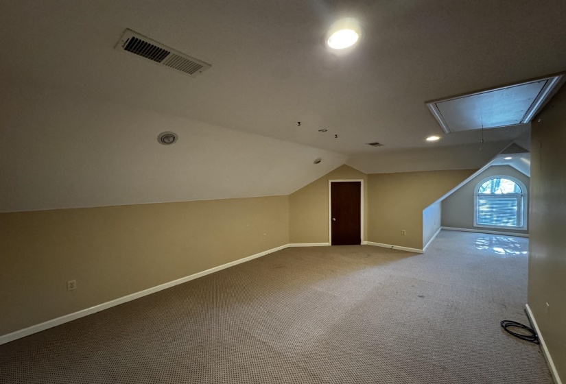 439 MCLILLIE LN, Covington, Tennessee 38019, 5 Bedrooms Bedrooms, 10 Rooms Rooms,4.1 BathroomsBathrooms,Residential,For Sale,MCLILLIE,10219759