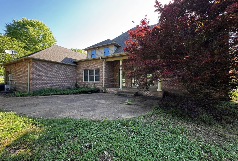 439 MCLILLIE LN, Covington, Tennessee 38019, 5 Bedrooms Bedrooms, 10 Rooms Rooms,4.1 BathroomsBathrooms,Residential,For Sale,MCLILLIE,10219759