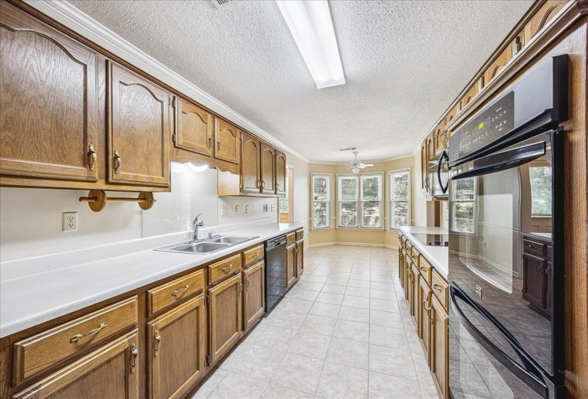 2174 CARROLLWOOD LN, Cordova, Tennessee 38016-6178, 3 Bedrooms Bedrooms, 7 Rooms Rooms,2.1 BathroomsBathrooms,Residential,For Sale,CARROLLWOOD,10219764