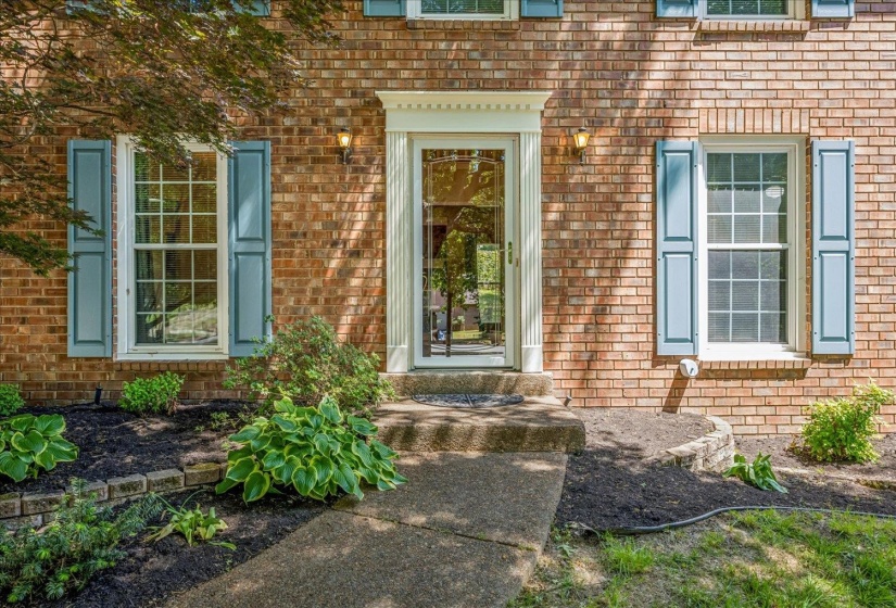 2174 CARROLLWOOD LN, Cordova, Tennessee 38016-6178, 3 Bedrooms Bedrooms, 7 Rooms Rooms,2.1 BathroomsBathrooms,Residential,For Sale,CARROLLWOOD,10219764