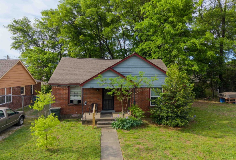 1327 PEACH AVE, Memphis, Tennessee 38104, 1 Bedroom Bedrooms, ,1 BathroomBathrooms,Duplexes,For Sale,PEACH,10219779
