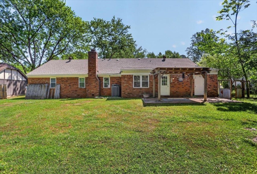 4153 BROOKHILL LN, Bartlett, Tennessee 38135, 3 Bedrooms Bedrooms, 8 Rooms Rooms,2 BathroomsBathrooms,Residential,For Sale,BROOKHILL,10219769