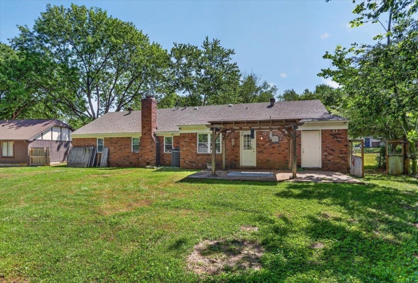 4153 BROOKHILL LN, Bartlett, Tennessee 38135, 3 Bedrooms Bedrooms, 8 Rooms Rooms,2 BathroomsBathrooms,Residential,For Sale,BROOKHILL,10219769