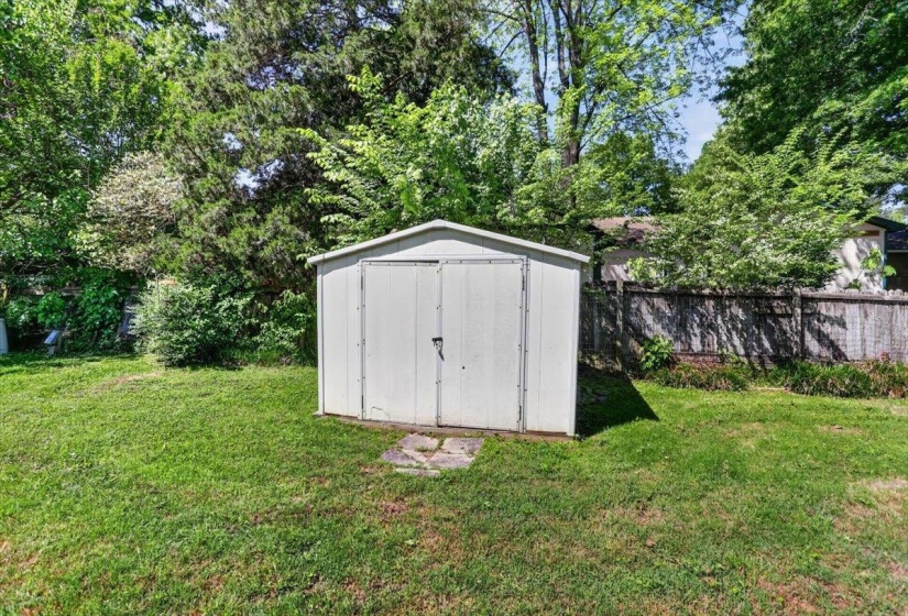 4153 BROOKHILL LN, Bartlett, Tennessee 38135, 3 Bedrooms Bedrooms, 8 Rooms Rooms,2 BathroomsBathrooms,Residential,For Sale,BROOKHILL,10219769