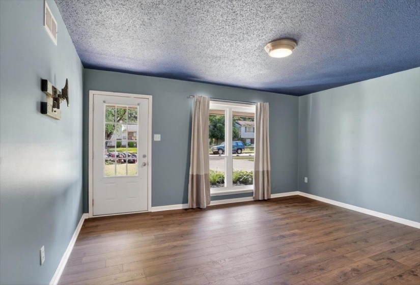 4153 BROOKHILL LN, Bartlett, Tennessee 38135, 3 Bedrooms Bedrooms, 8 Rooms Rooms,2 BathroomsBathrooms,Residential,For Sale,BROOKHILL,10219769