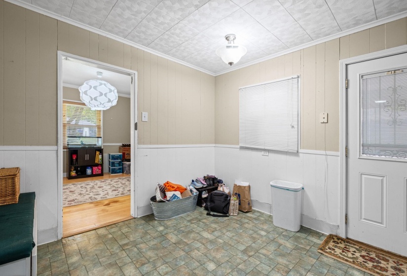 4108 HILLDALE AVE, Memphis, Tennessee 38117, 3 Bedrooms Bedrooms, 7 Rooms Rooms,2 BathroomsBathrooms,Residential,For Sale,HILLDALE,10219770