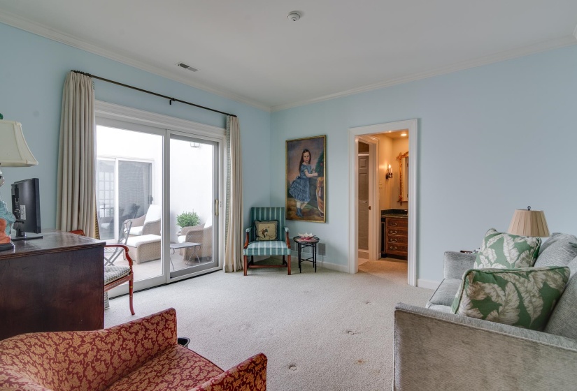 4032 DUMAINE WAY, Memphis, Tennessee 38117, 3 Bedrooms Bedrooms, 6 Rooms Rooms,4 BathroomsBathrooms,Residential,For Sale,DUMAINE,10219774