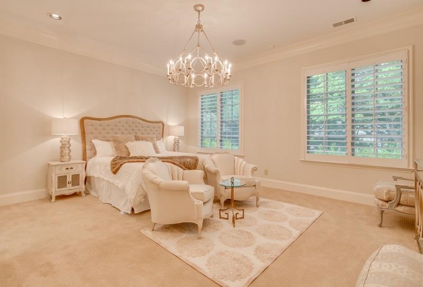 884 DRAKE MANOR CV, Memphis, Tennessee 38117, 4 Bedrooms Bedrooms, 9 Rooms Rooms,3.1 BathroomsBathrooms,Residential,For Sale,DRAKE MANOR,10219777