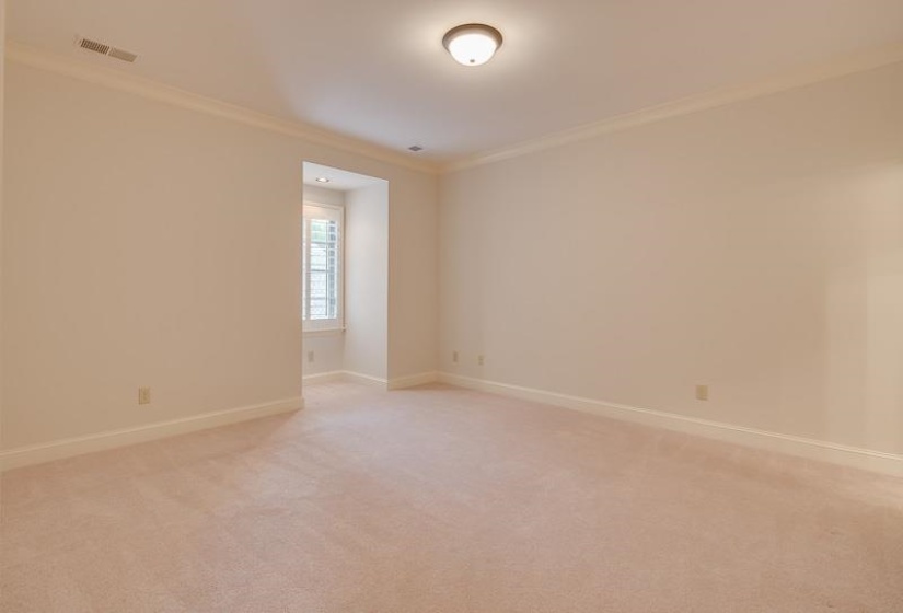884 DRAKE MANOR CV, Memphis, Tennessee 38117, 4 Bedrooms Bedrooms, 9 Rooms Rooms,3.1 BathroomsBathrooms,Residential,For Sale,DRAKE MANOR,10219777