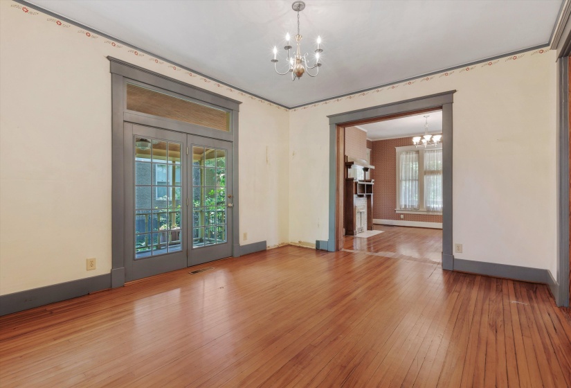 1662 FOREST AVE, Memphis, Tennessee 38112, 4 Bedrooms Bedrooms, 10 Rooms Rooms,2.1 BathroomsBathrooms,Residential,For Sale,FOREST,10219785