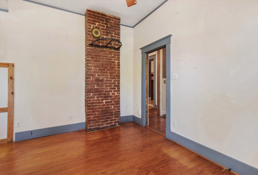 1662 FOREST AVE, Memphis, Tennessee 38112, 4 Bedrooms Bedrooms, 10 Rooms Rooms,2.1 BathroomsBathrooms,Residential,For Sale,FOREST,10219785