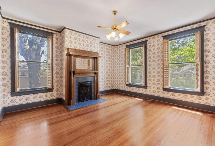 1662 FOREST AVE, Memphis, Tennessee 38112, 4 Bedrooms Bedrooms, 10 Rooms Rooms,2.1 BathroomsBathrooms,Residential,For Sale,FOREST,10219785
