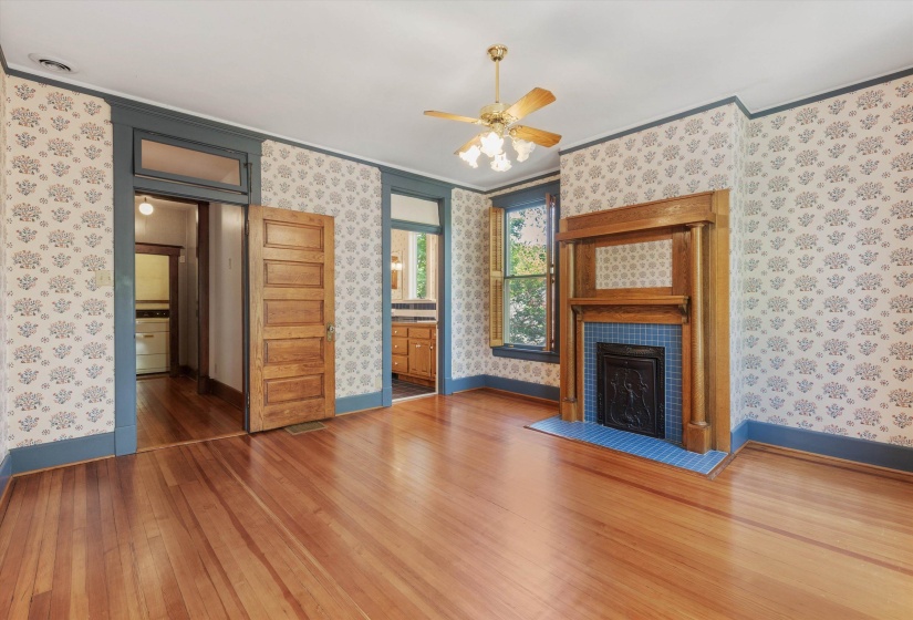 1662 FOREST AVE, Memphis, Tennessee 38112, 4 Bedrooms Bedrooms, 10 Rooms Rooms,2.1 BathroomsBathrooms,Residential,For Sale,FOREST,10219785